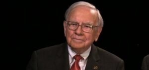 Read more about the article Warren Buffett Announces Retirement as CEO of Berkshire Hathaway